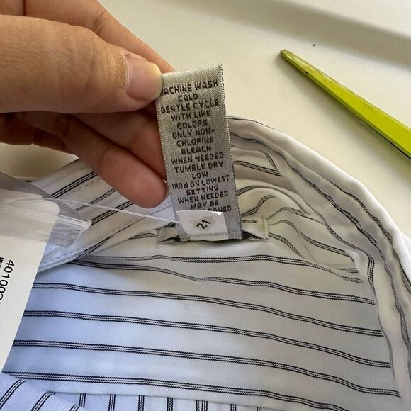 Chico’s Optic White Black Vista Stripe Button Front Tunic Shirt size 2 Large NEW - Picture 6 of 7